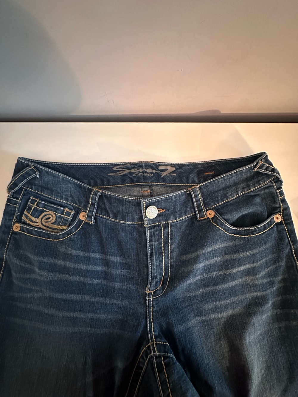 SEVEN 7 - Luxe Women’s Blue Denim Jeans, Boot Cut, Size 18, Contrast Stitching
